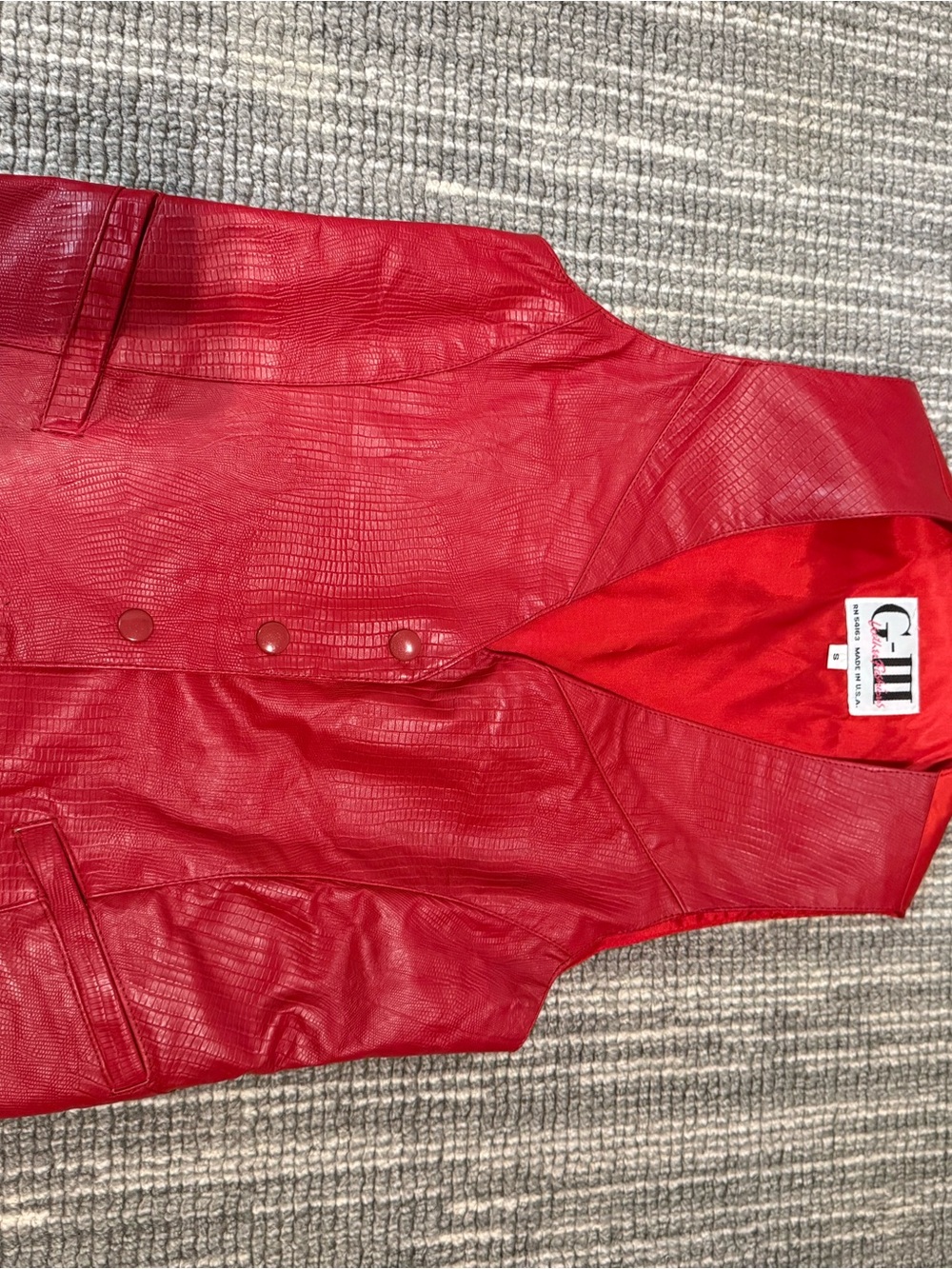 Red Faux Leather Textured Vest - G-III